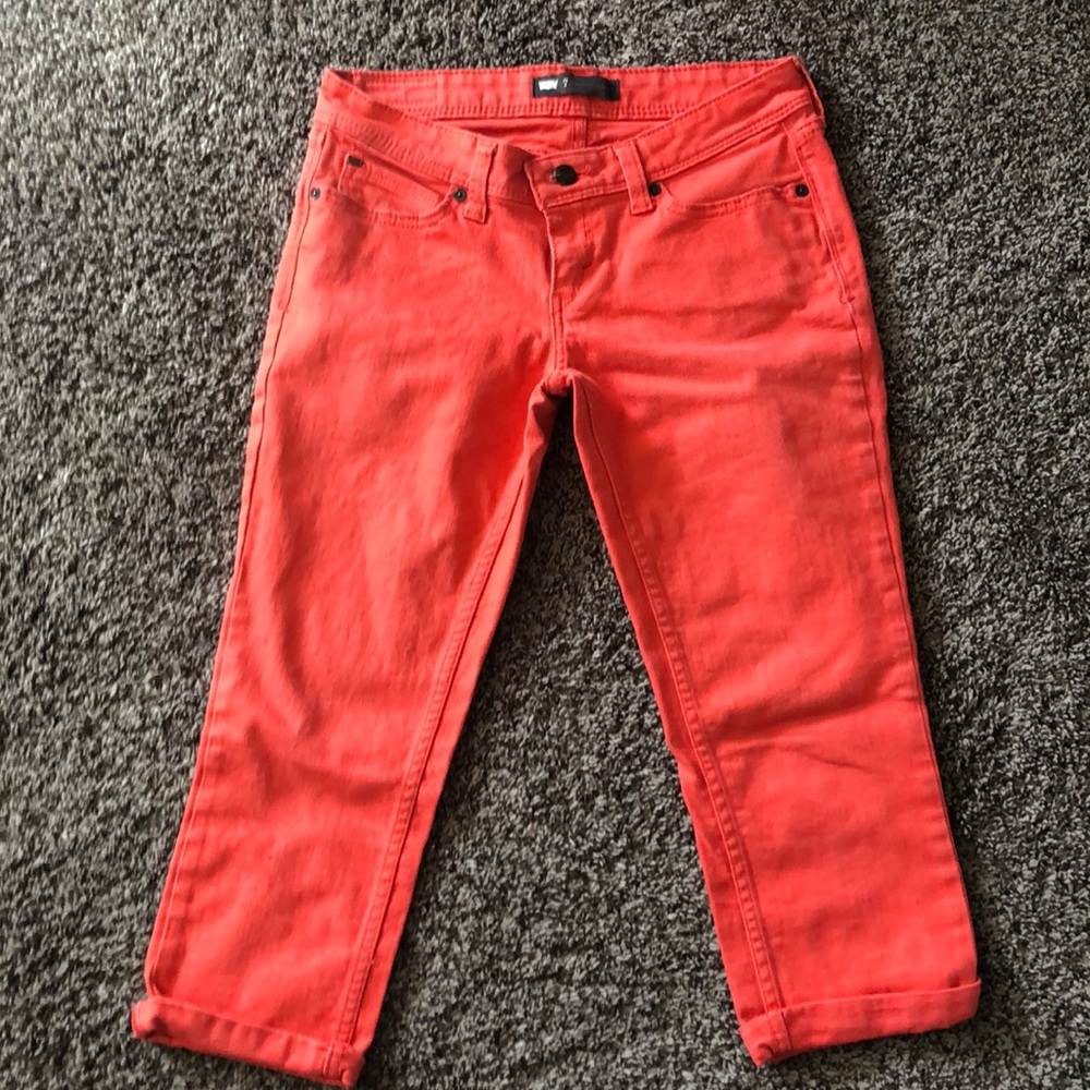 Levi’s Cropped Jeans Sz 7